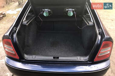 Лифтбек Skoda Octavia 2001 в 
