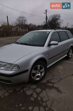 Универсал Skoda Octavia 2002 в 