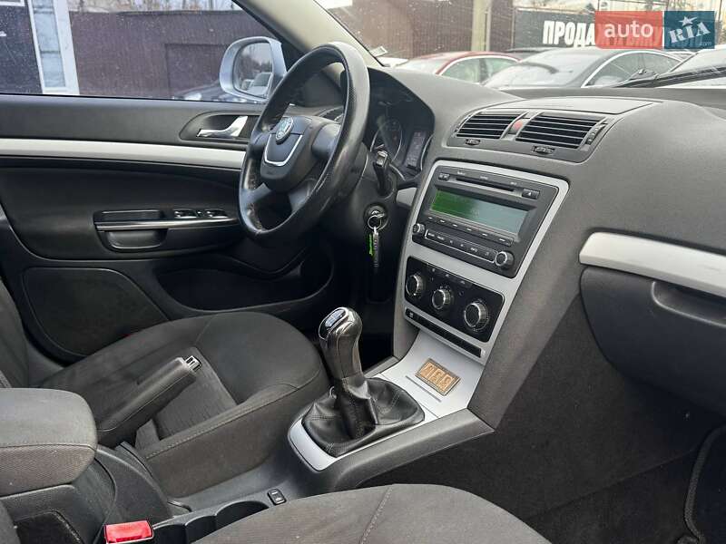 Ліфтбек Skoda Octavia 2011 в Харкові