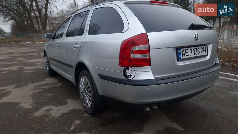 Універсал Skoda Octavia 2006 в Дніпрі
