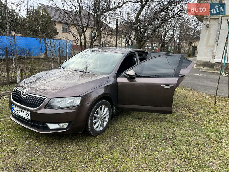 Ліфтбек Skoda Octavia 2016 в Мукачевому