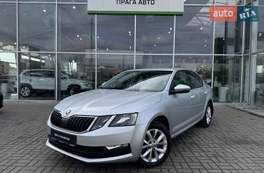 Лифтбек Skoda Octavia 2019 в Киеве