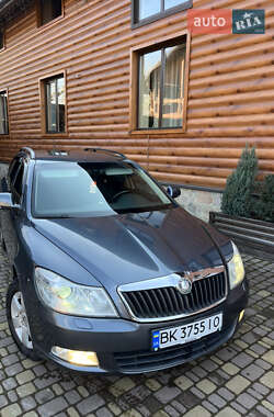 Универсал Skoda Octavia 2009 в Сарнах