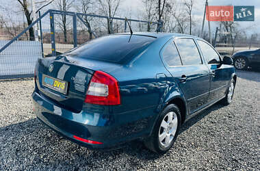 Лифтбек Skoda Octavia 2012 в 