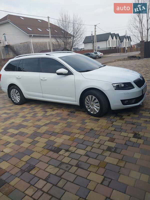 Универсал Skoda Octavia 2015 в Киеве