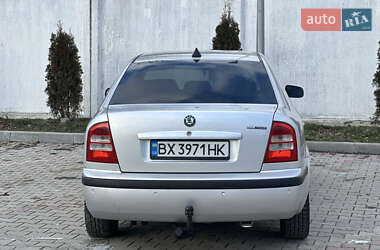 Лифтбек Skoda Octavia 2006 в Теофиполе