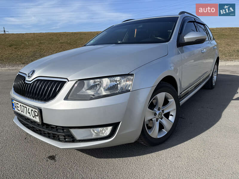 Универсал Skoda Octavia 2015 в 