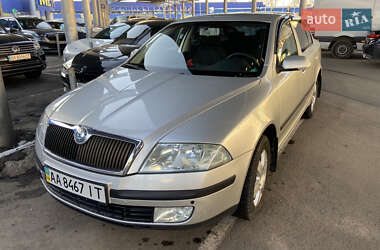 Лифтбек Skoda Octavia 2006 в Немирове