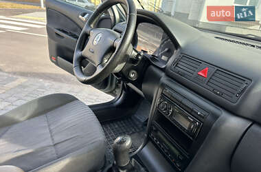 Ліфтбек Skoda Octavia 2003 в 
