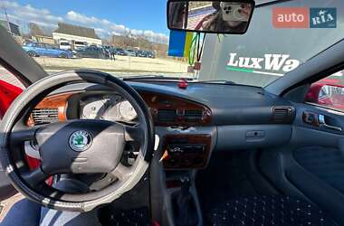 Лифтбек Skoda Octavia 1996 в 