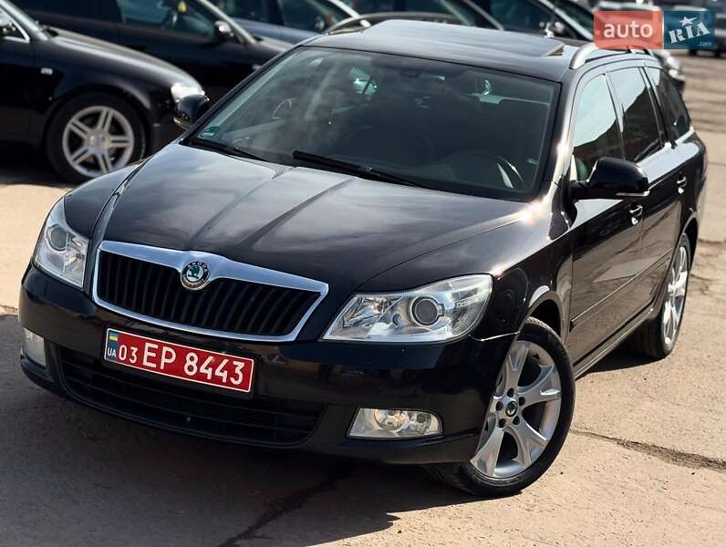 Універсал Skoda Octavia 2012 в Чернігові