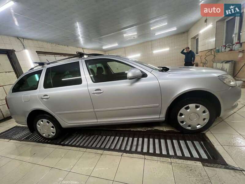 Skoda Octavia 2011