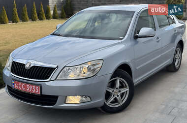 Лифтбек Skoda Octavia 2010 в Львове