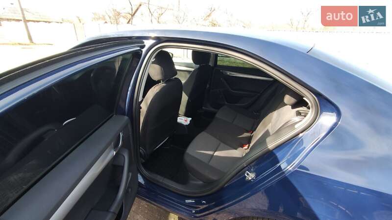 Ліфтбек Skoda Octavia 2015 в Полтаві фото 6 Ліфтбек Skoda Octavia 2015 в Полтаві