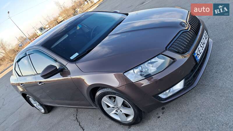 Лифтбек Skoda Octavia 2015 в Запорожье