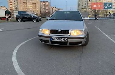 Універсал Skoda Octavia 2003 в Надвірній