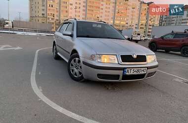 Універсал Skoda Octavia 2003 в Надвірній