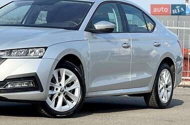 Лифтбек Skoda Octavia 2022 в Киеве