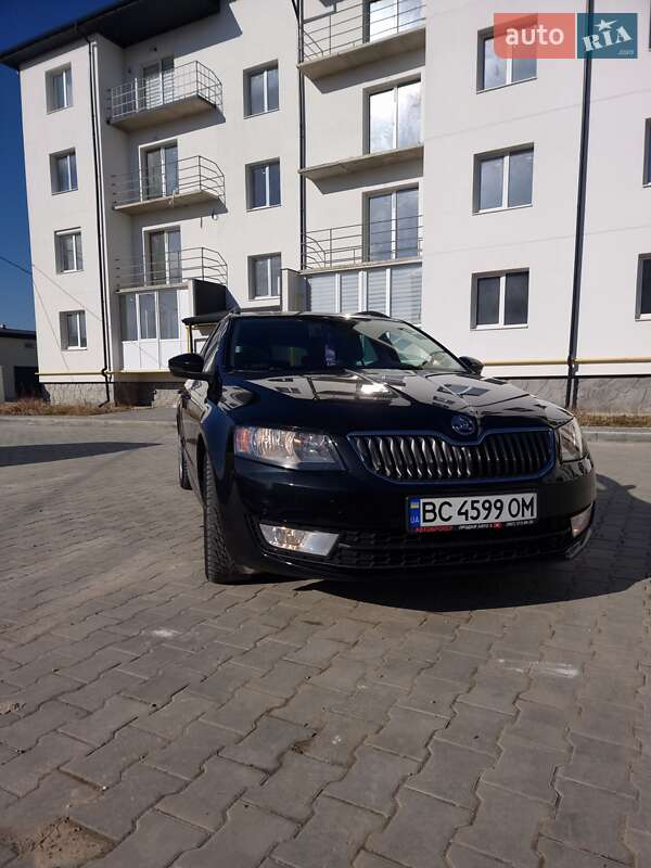 Універсал Skoda Octavia 2015 в Самборі