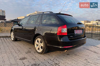 Универсал Skoda Octavia 2012 в Ровно