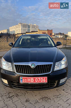 Универсал Skoda Octavia 2012 в Ровно