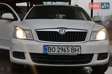 Універсал Skoda Octavia 2011 в Бережанах