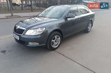 Лифтбек Skoda Octavia 2011 в 