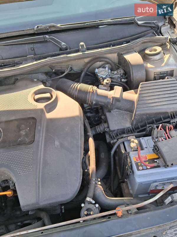 Лифтбек Skoda Octavia 2008 в Одессе