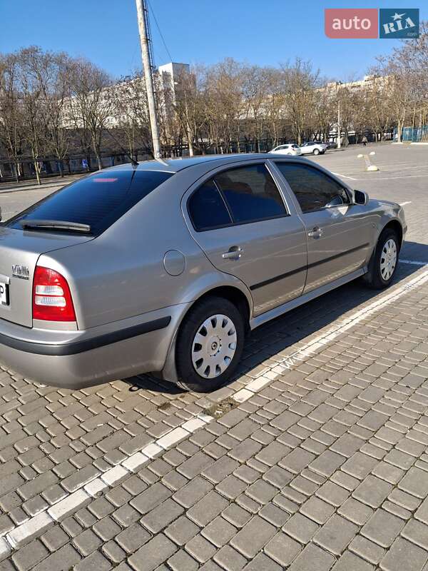 Лифтбек Skoda Octavia 2008 в Одессе