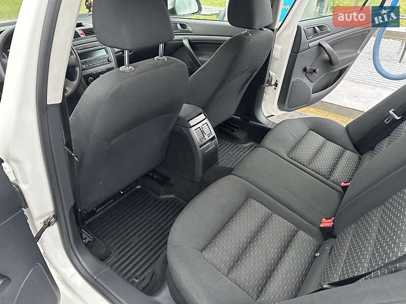 Универсал Skoda Octavia 2012 в Луцке