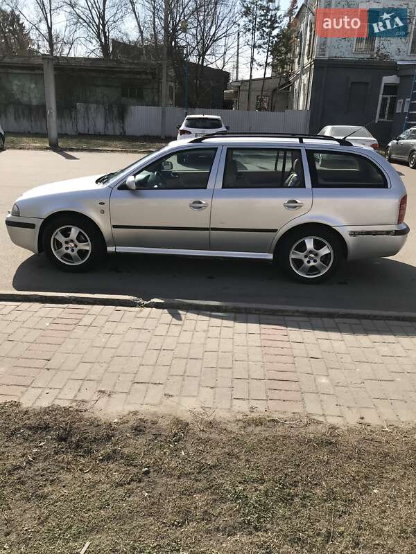 Универсал Skoda Octavia 2001 в Житомире