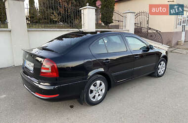 Лифтбек Skoda Octavia 2006 в Виноградове