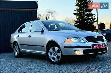 Лифтбек Skoda Octavia 2004 в Трускавце