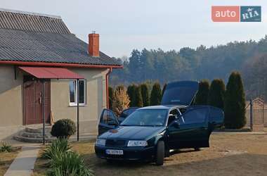 Ліфтбек Skoda Octavia 2001 в Львові