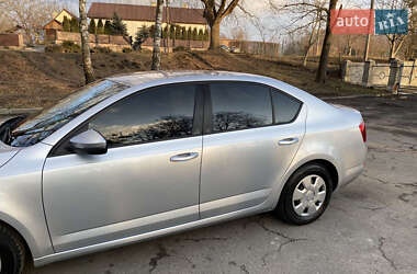 Лифтбек Skoda Octavia 2013 в 