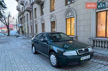 Лифтбек Skoda Octavia 2001 в Запорожье