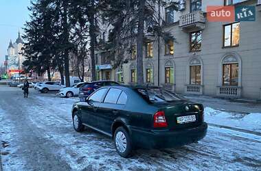 Лифтбек Skoda Octavia 2001 в Запорожье