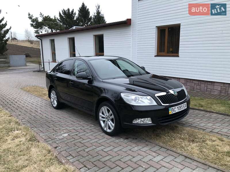 Лифтбек Skoda Octavia 2009 в Львове
