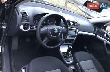 Лифтбек Skoda Octavia 2009 в 