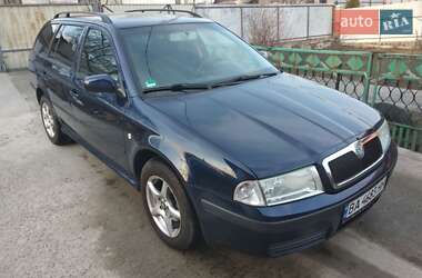 Універсал Skoda Octavia 2004 в Гайвороні