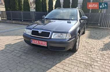 Універсал Skoda Octavia 2009 в Луцьку