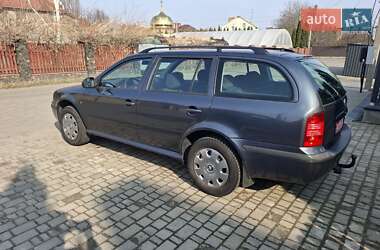 Універсал Skoda Octavia 2009 в Луцьку