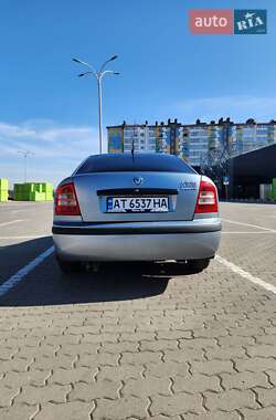 Лифтбек Skoda Octavia 2002 в Ивано-Франковске