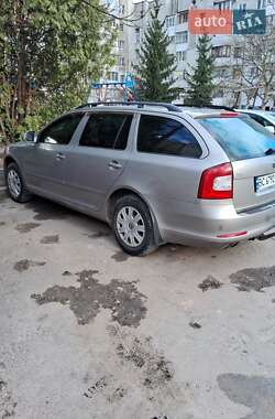 Универсал Skoda Octavia 2011 в 