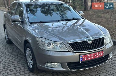 Лифтбек Skoda Octavia 2009 в Луцке