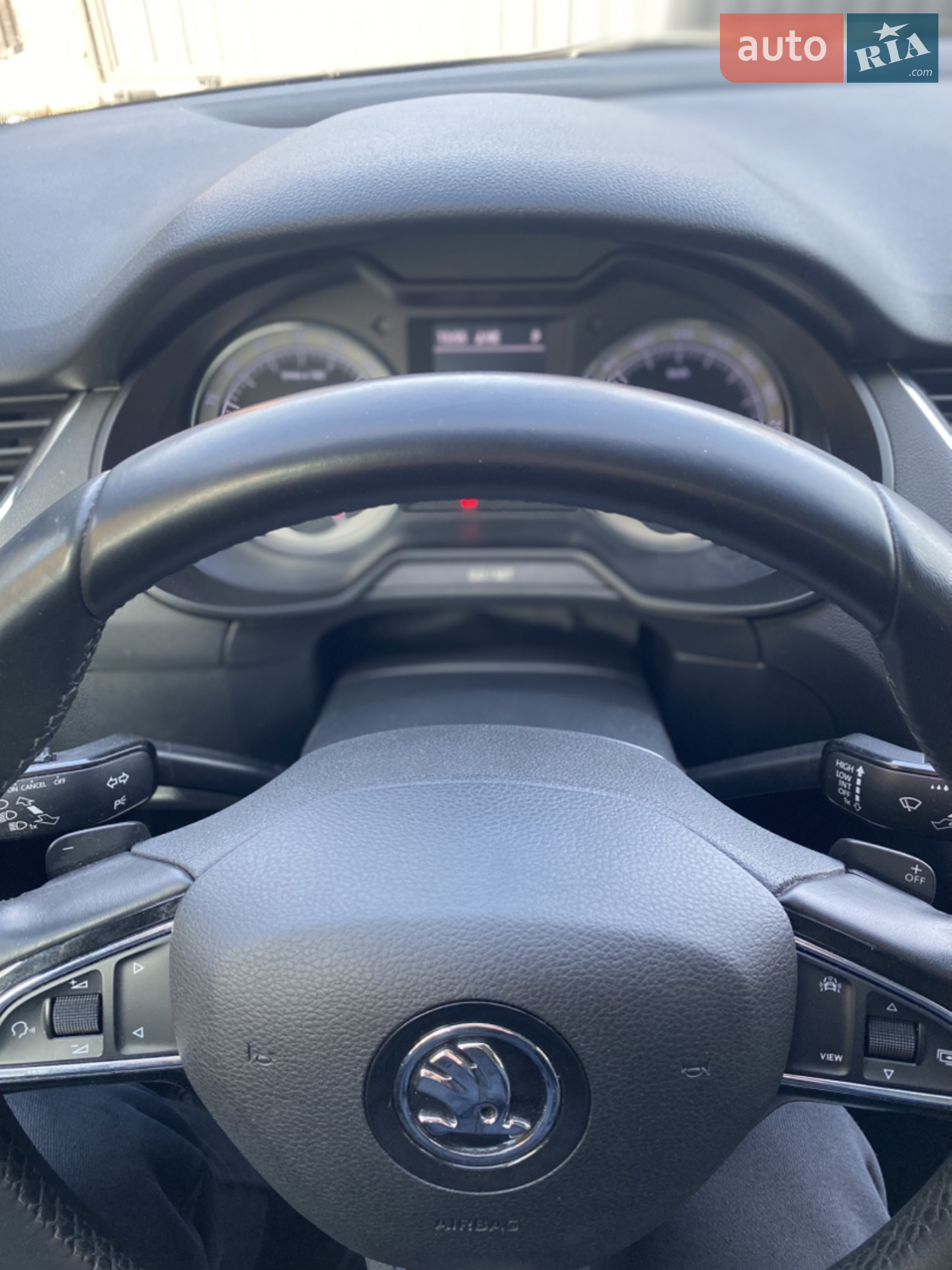 Skoda Octavia 2019 VIN TMBJJ7NE3L0050166 фото оголошення 26 з 36