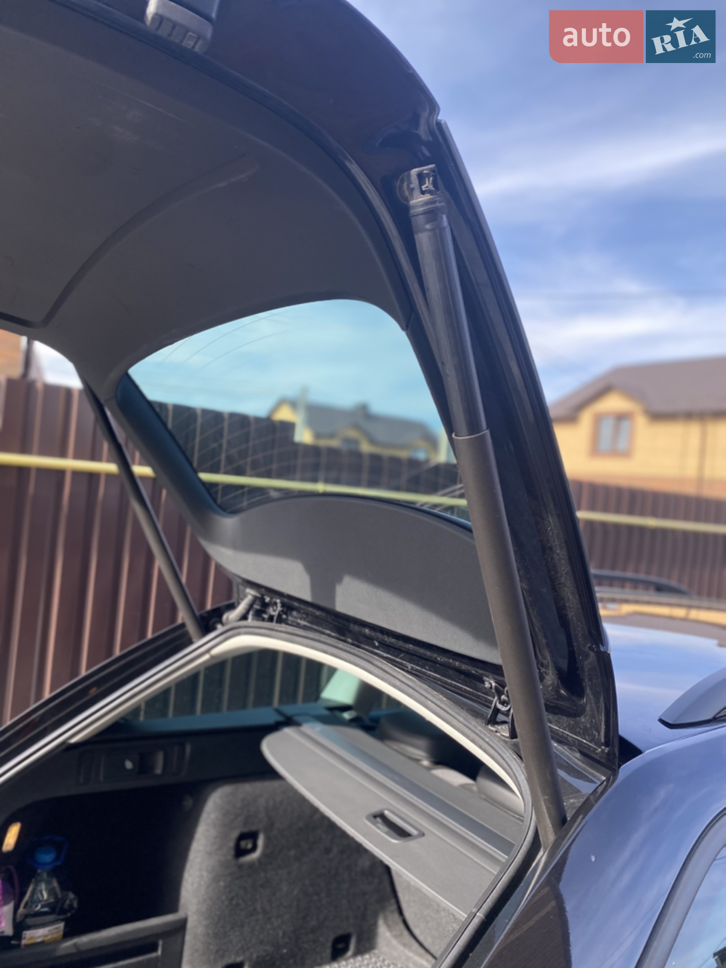 Skoda Octavia 2019 VIN TMBJJ7NE3L0050166 фото оголошення 36 з 36