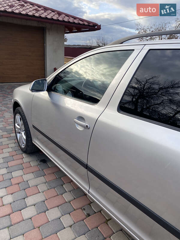 Универсал Skoda Octavia 2006 в Ужгороде