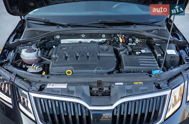 Ліфтбек Skoda Octavia 2018 в 
