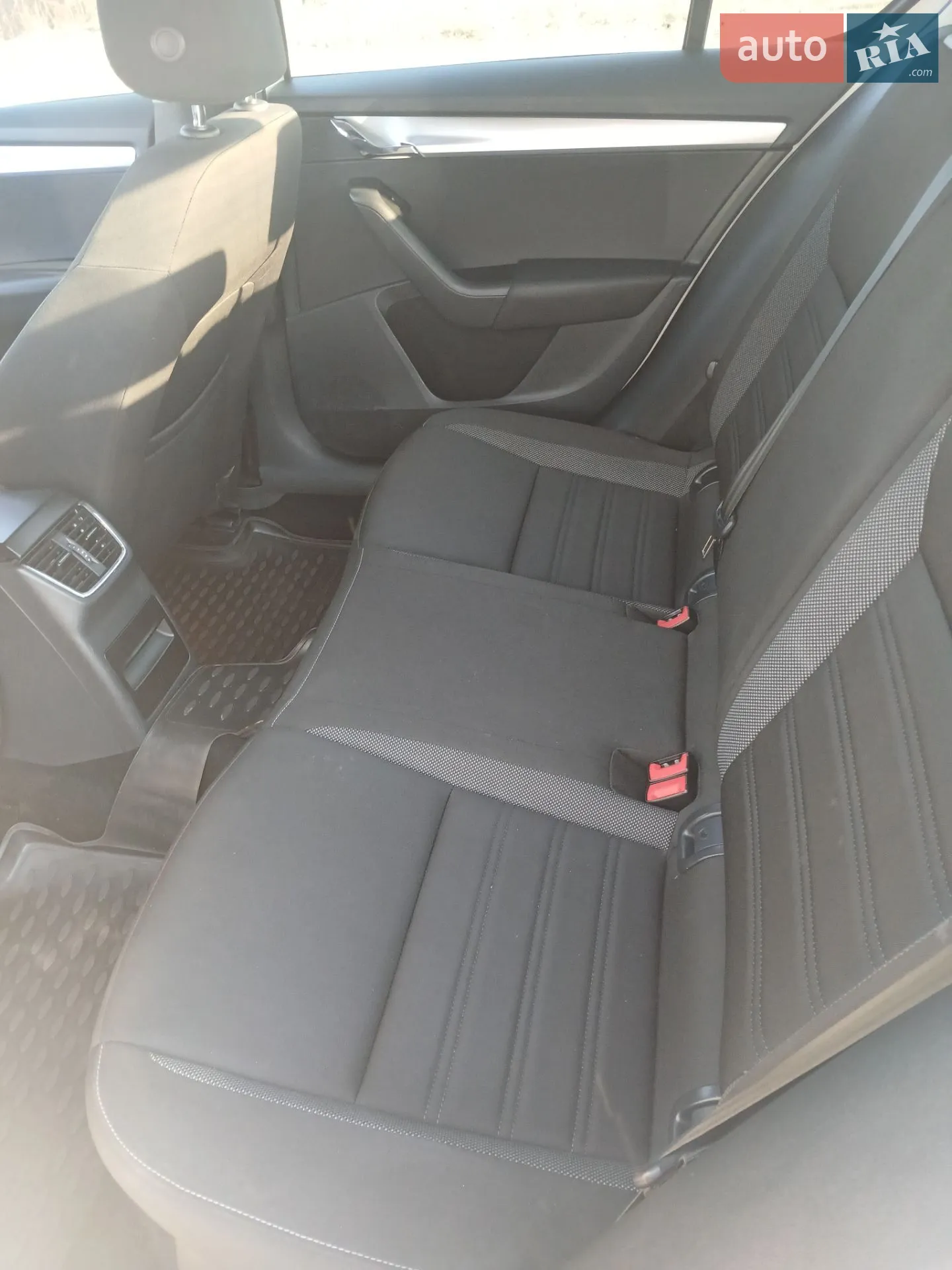 2017 Skoda Octavia - мініатюра 8